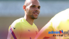 365体育投注:巴萨计划今夏卖掉布